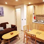 Le Picoulet : Confort Coeur De Village Allos
